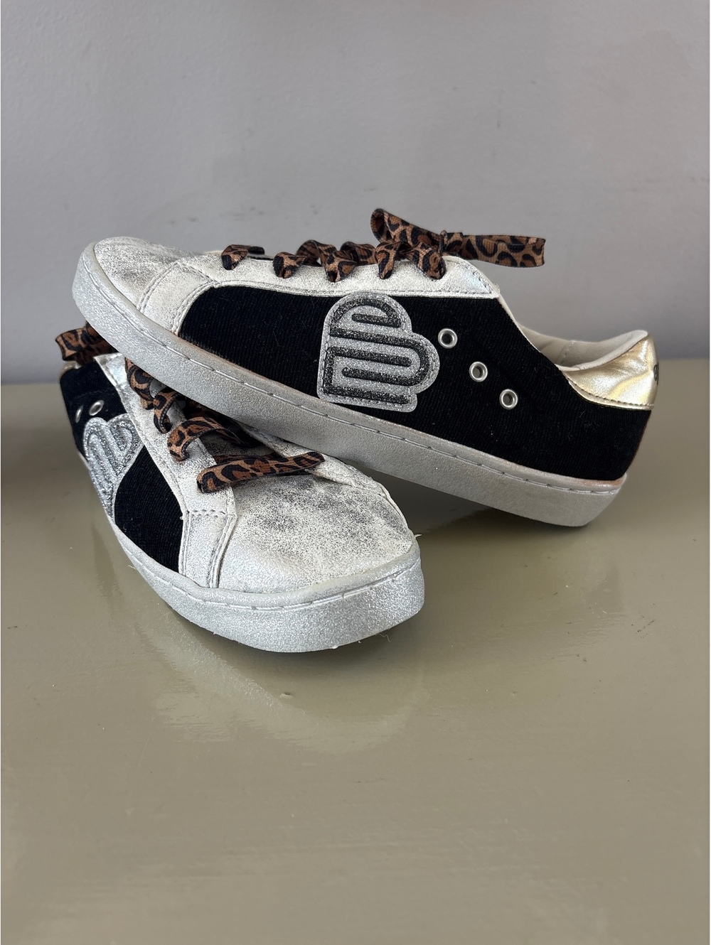 Justice Sport Black White Sneakers  Leopard Print Laces Gold Accent Girls Size 4